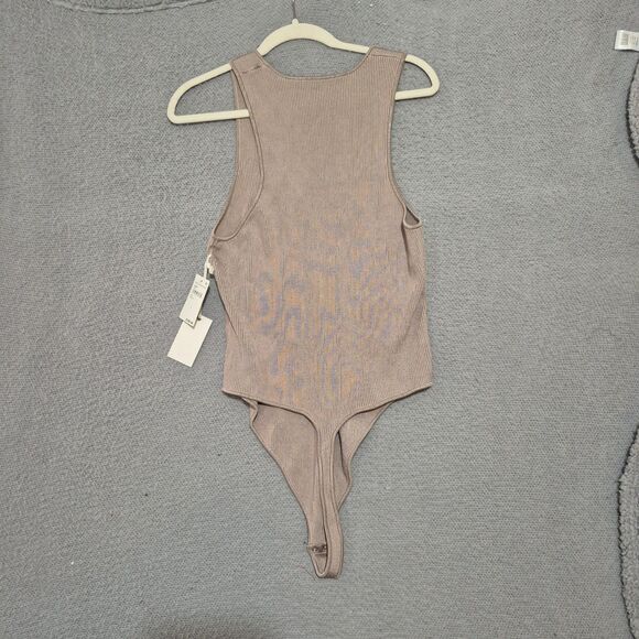 Good American Women's Angled Ribbed High Neck Bodysuit Mink001 Taupe 6 3XL - Picture 8 of 9